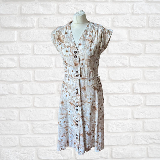 40s/50s style white and brown floral button down sleeveless vintage dress . Approx UK  8-10