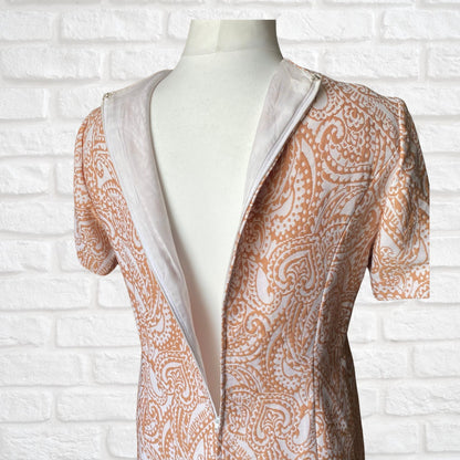 Vintage White and Peach Paisley Brocade 60s Scooter Dress  . Approx U.K.size 16