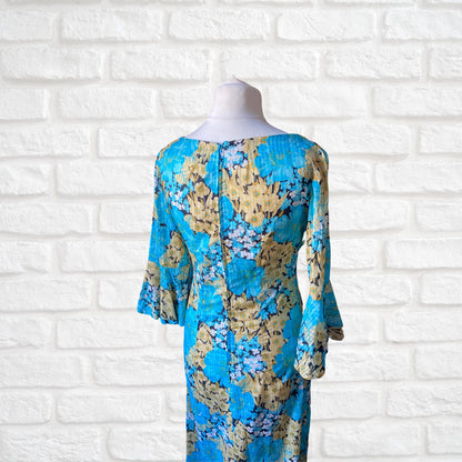70s floaty blue and yellow floral maxi dress with flared sleeves  . Approx  UK size 14