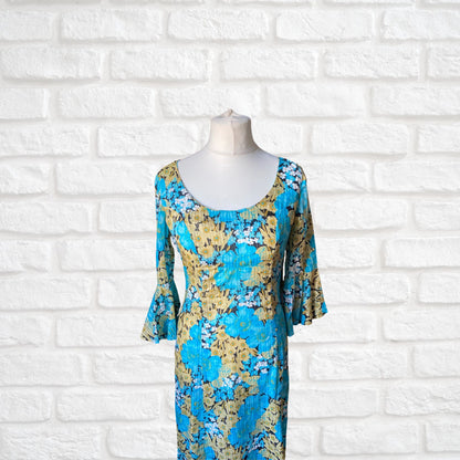 70s floaty blue and yellow floral maxi dress with flared sleeves. Approx UK size 14 70s floaty blue and yellow floral maxi dress with flared sleeves. Approx UK size 14