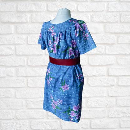 Cotton blue Hawaiian print vintage smock dress/ kaftan. Approx UK size 16-24