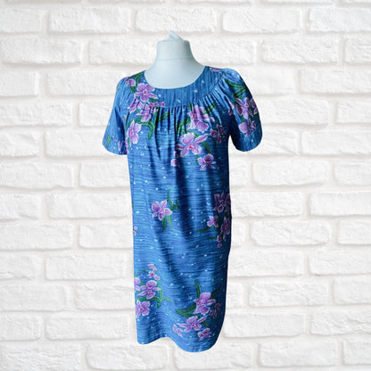 Cotton blue Hawaiian print vintage smock dress/ kaftan. Approx UK size 16-24
