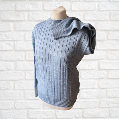 Vintage blue ribbed cable knit crew neck sweater. Approx UK size 12-14(w) sml to med (m)