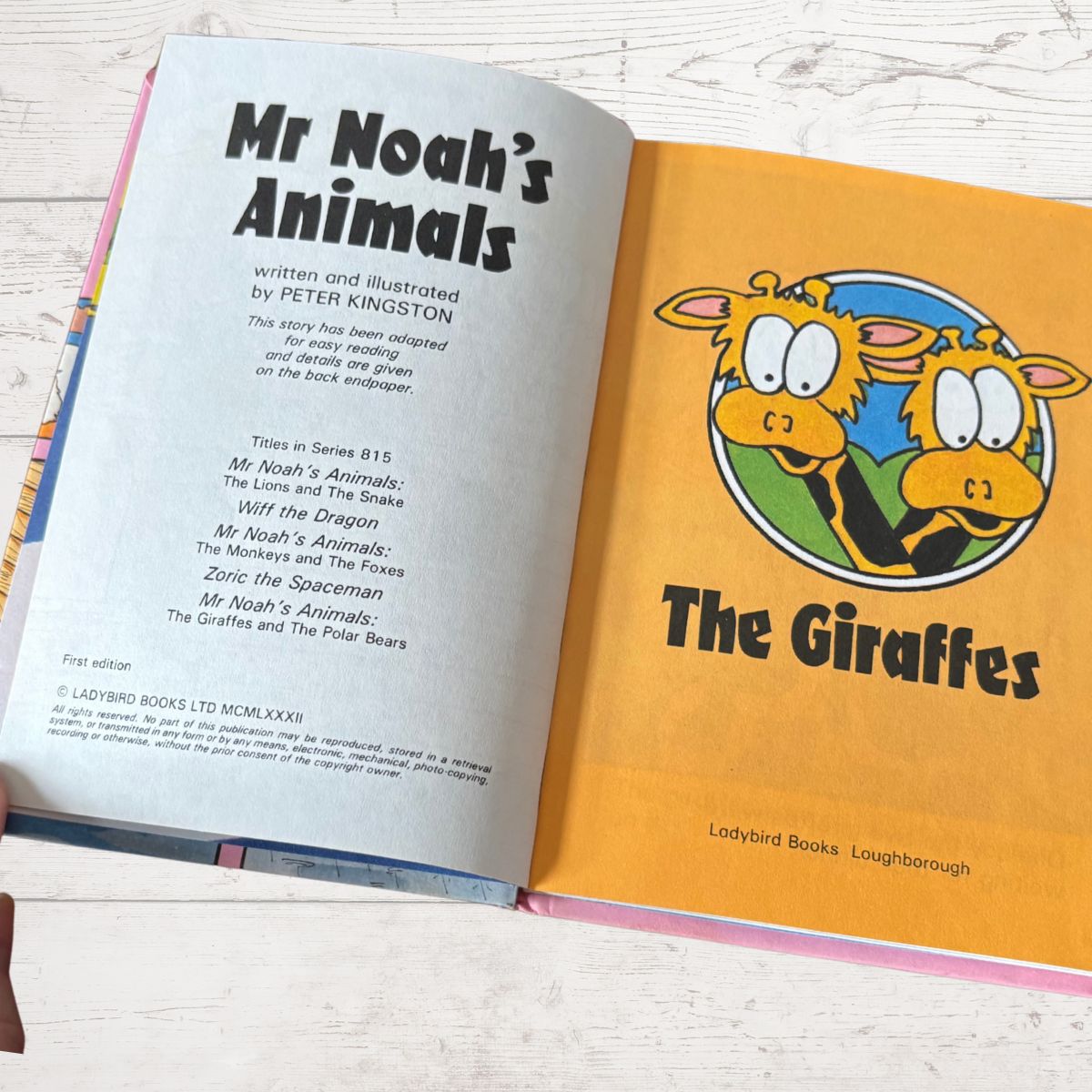 Mr. Noah’s Animals. The Giraffes and The Polar Bears. 1980s Vintage Ladybird Book. Series 815