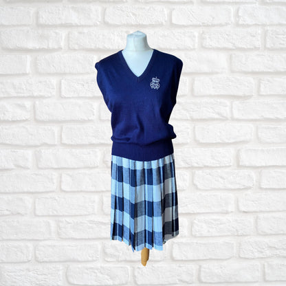 80s blue tank top/knitted sweater vest with white crown motif. Approx UK size 10-14