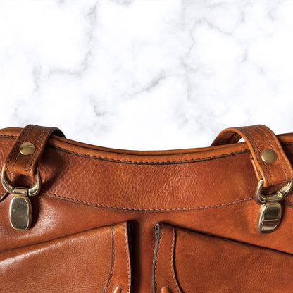 70s Dark Tan Leather Vintage Shoulder Bag. Stylish and Secure