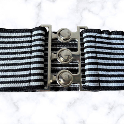 Vintage 80s Black and White Striped Stretch Waist Belt with Metal Clasp. Approx UK size 6-10