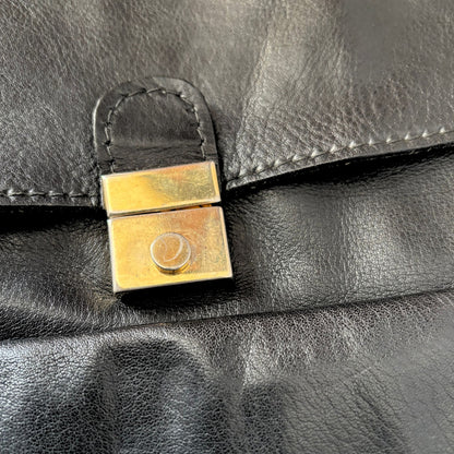 Vintage Black Leather Cross Body/ Shoulder Bag. Classic and Stylish. Perfect for Everyday