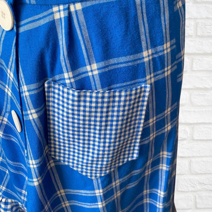 Vintage blue and white rockabilly style button down checked skirt. Approx UK size 18