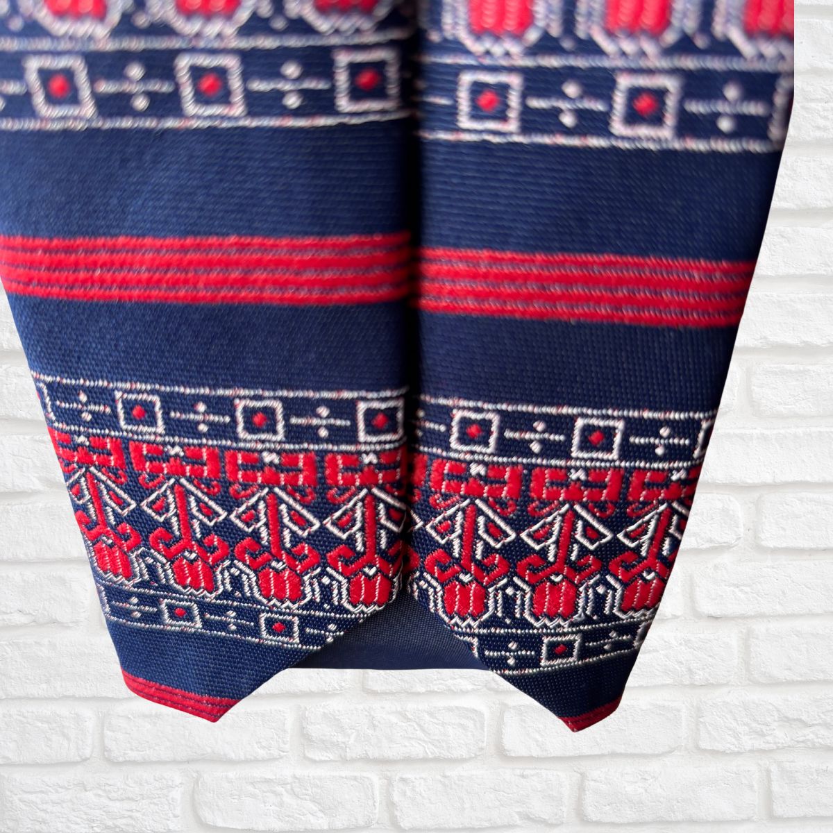 80s Navy Blue and Red Wide Square Ended Vintage Tie. Great Gift Idea
