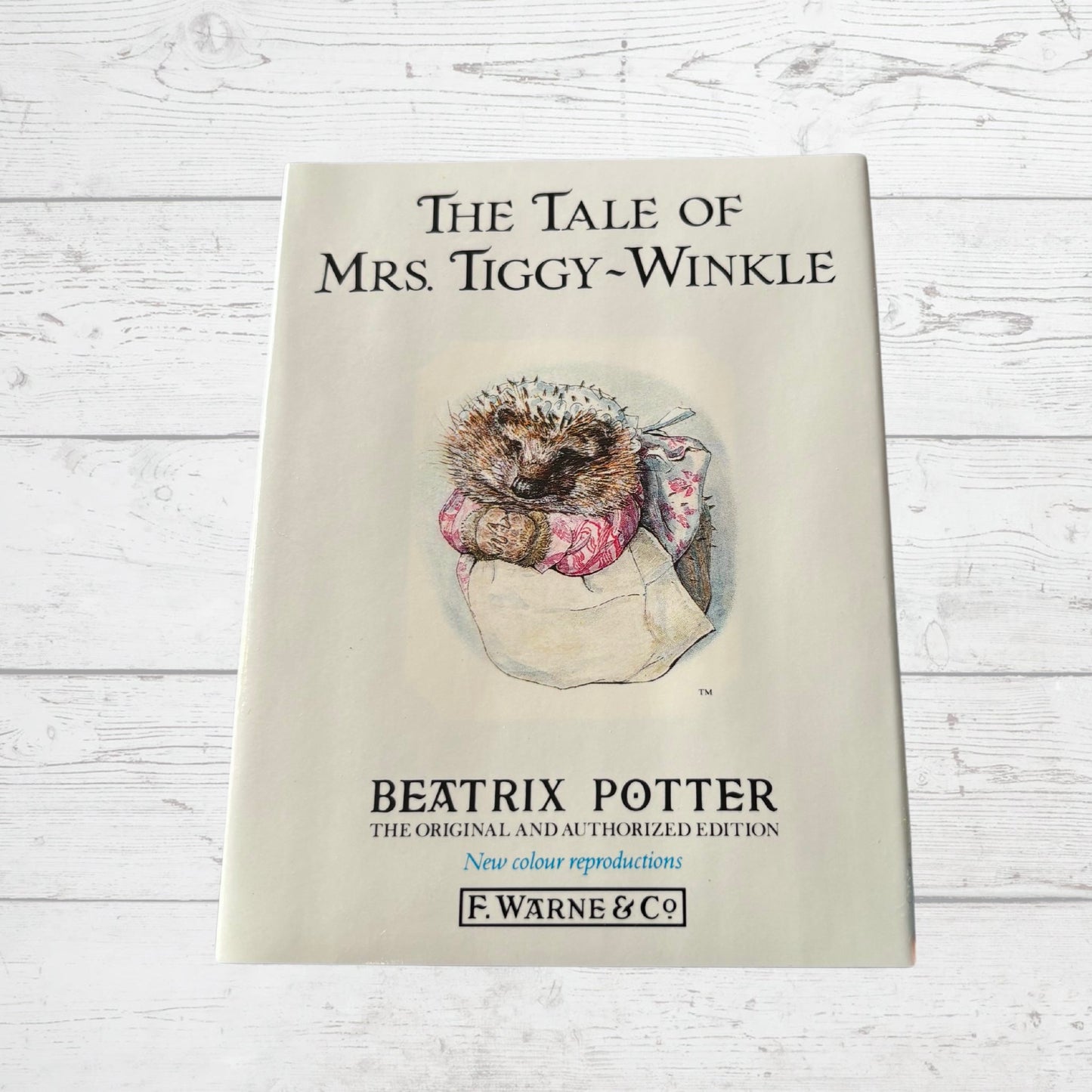 The Tale of Mrs Tiggy Winkle. Vintage Beatrix Potter Book. 1989 edition. Great Gift Idea