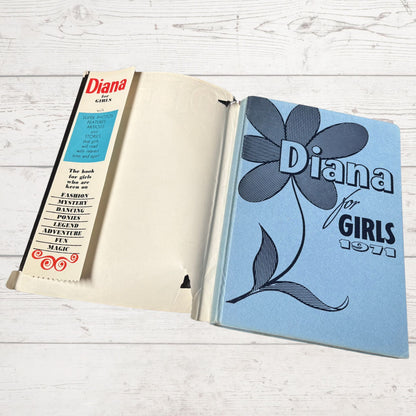 Vintage Diana Annual 1971, full of fiction, fashion, fun and nostalgia. Great gift idea