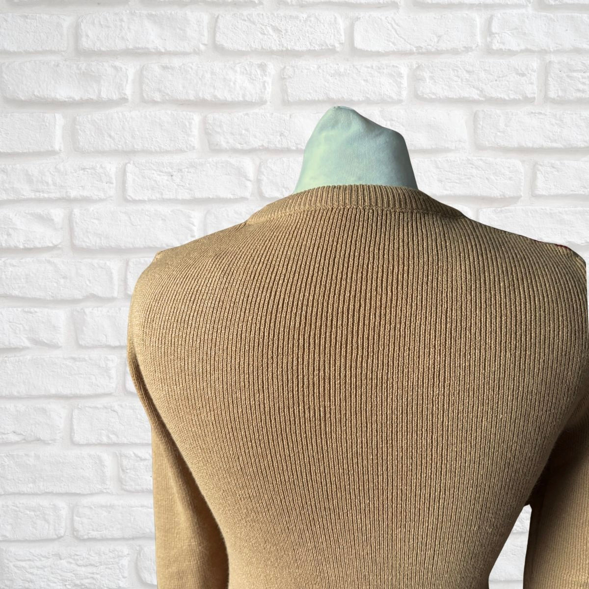 Camel jumper close up back 