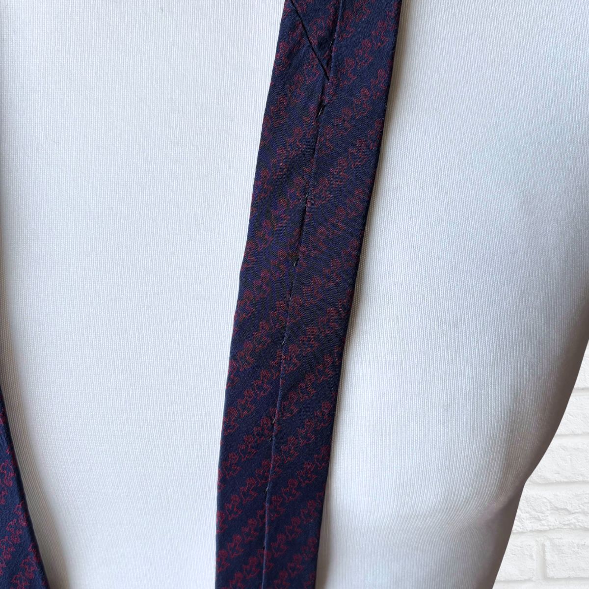 Navy Blue and Red Bird Print Nina Ricci Silk Vintage Tie
