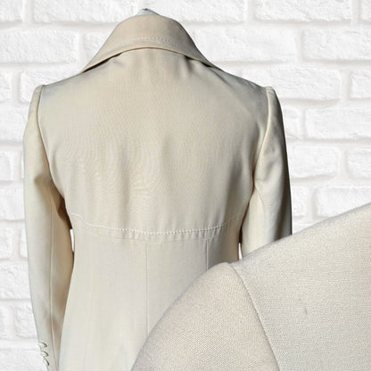 Vintage Creamy White Lightweight 60s Mod Coat with Rounded Collar . Approx UK size 10-12