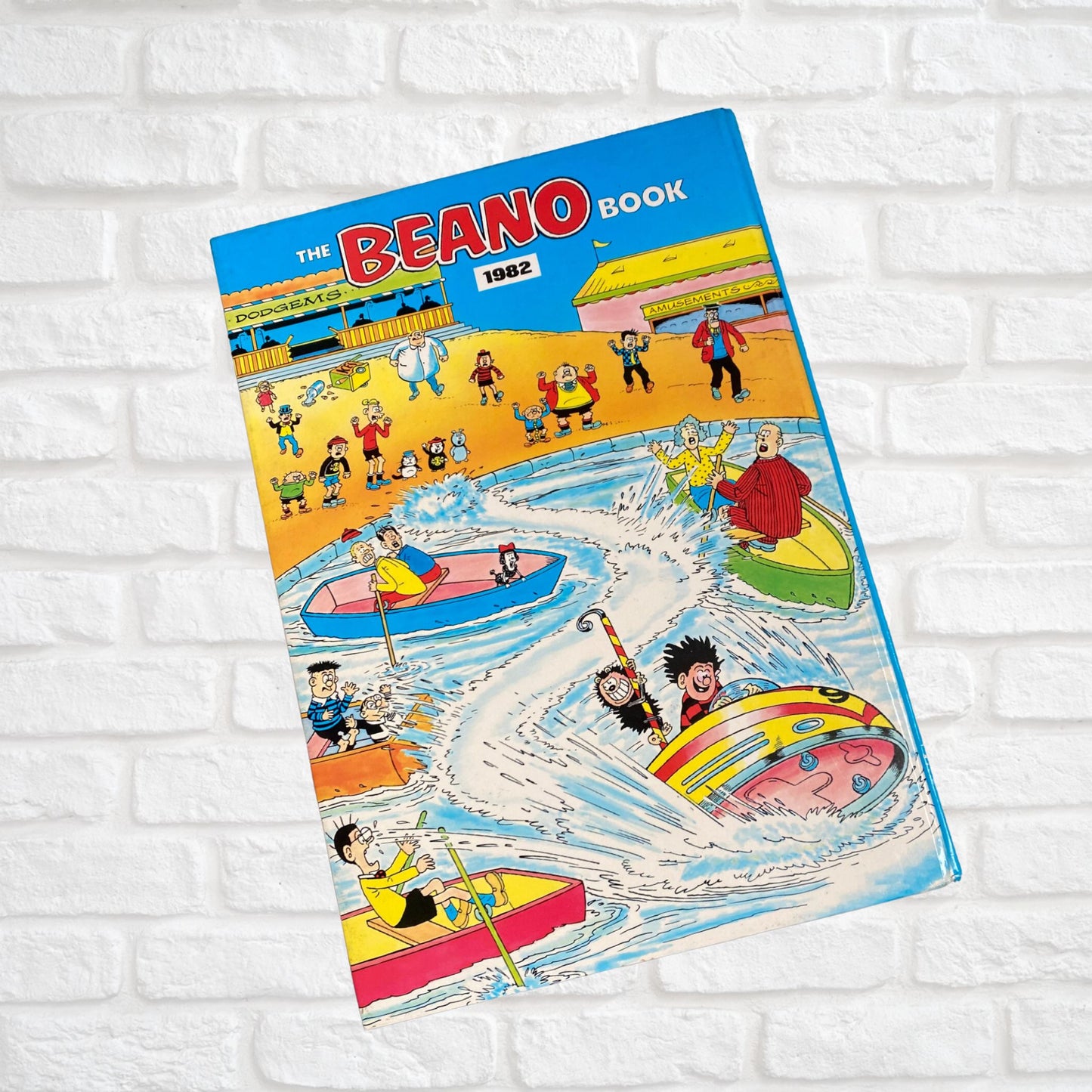 Vintage Beano Annual 1982. Classic Comic Strips for Nostalgic Reading & Collecting. Great nostalgic gift idea