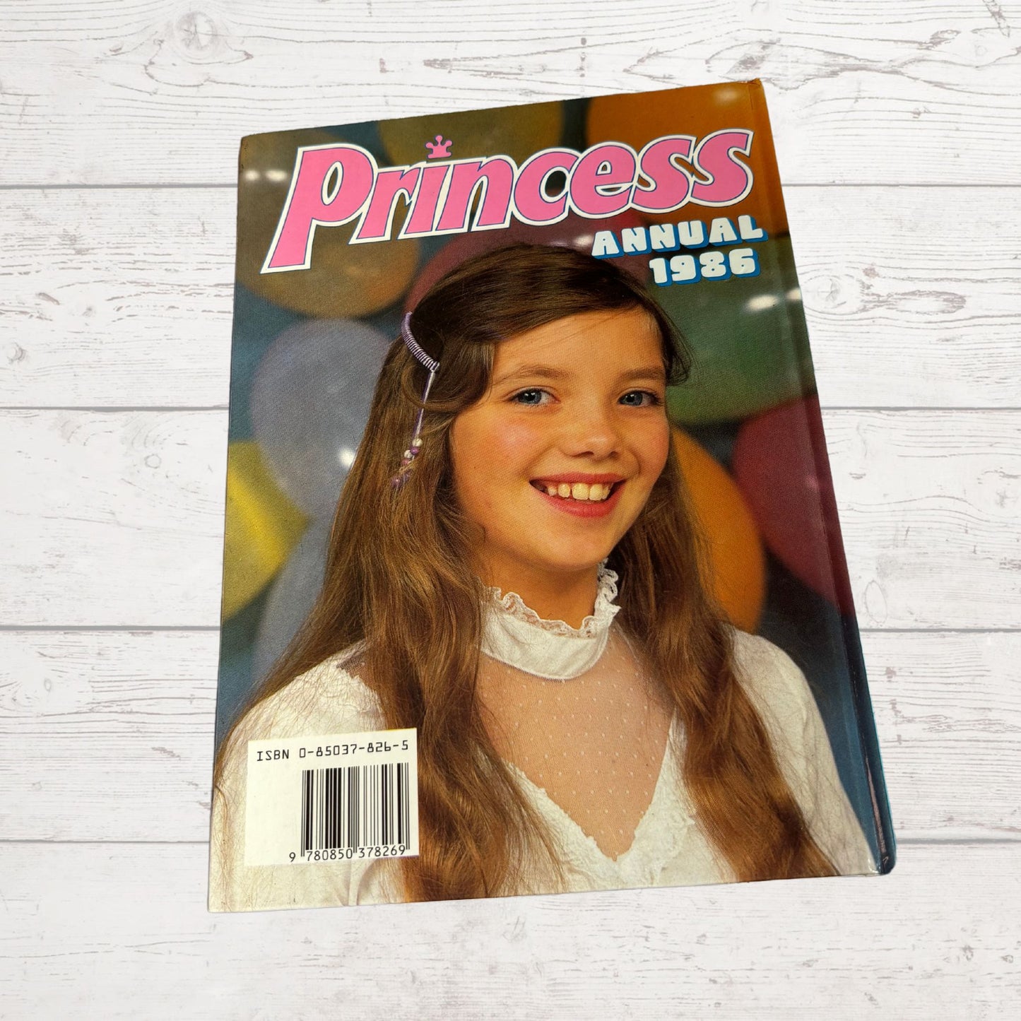 Vintage Princess Annual 1986 full of fiction, features, activities and fun. Great gift idea