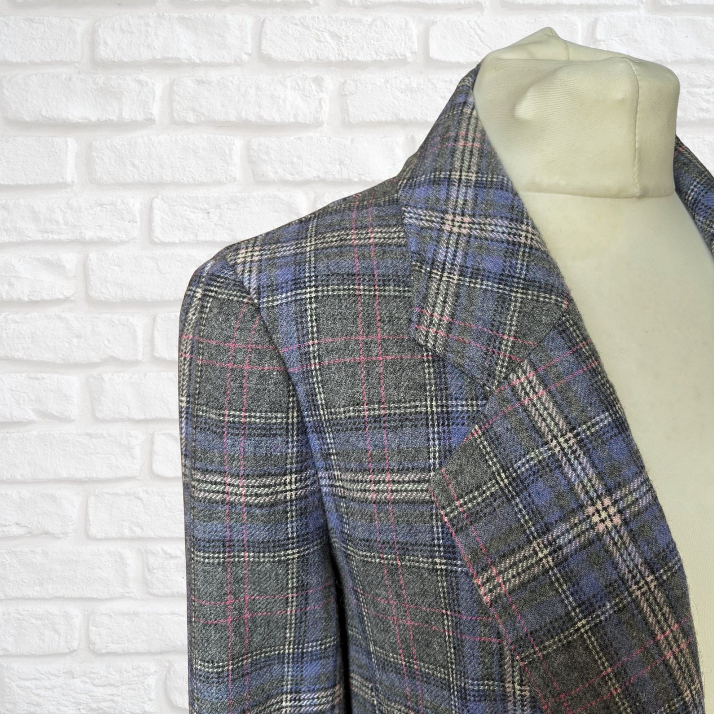 Vintage 80s Pendleton Blue and Grey Checked Wool Blazer . Approx UK size 10-12