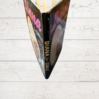 Vintage Diana Annual 1967, full of fiction, fashion, fun and nostalgia. Great gift idea