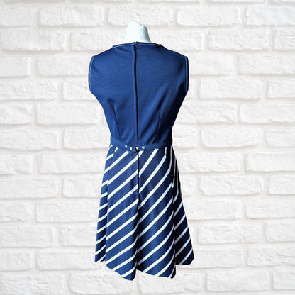60s Vintage Mod Style Navy Blue and White Scooter Dress with Matching Belt. Approx UK size 8-10
