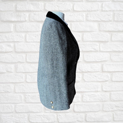 Black and White Herringbone Wool Vintage Blazer by Les Copains. Approx UK size 14-16