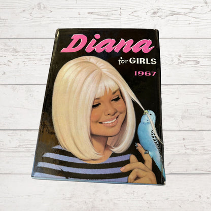 Vintage Diana Annual 1967, full of fiction, fashion, fun and nostalgia. Great gift idea
