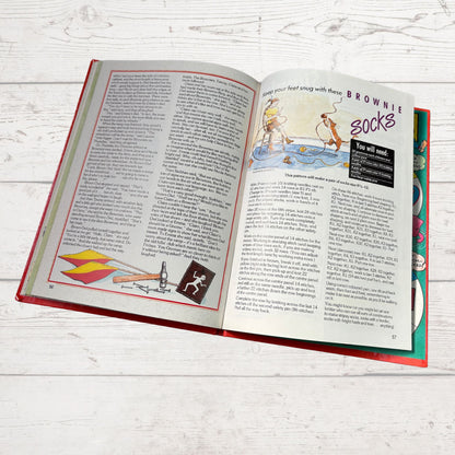 Vintage Girl Guides Annual: The Official Brownie Annual 1991. Great nostalgic gift idea