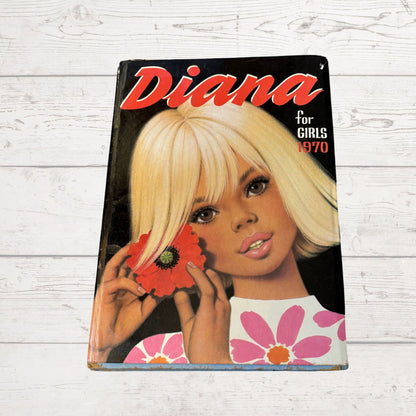 Vintage Diana Annual 1970, full of fiction, fashion, fun and nostalgia. Great gift idea