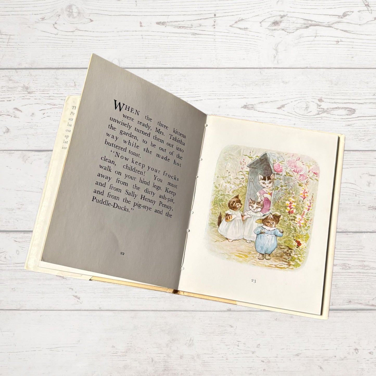 The Tale of Tom Kitten. Vintage Beatrix Potter book. 1978 edition