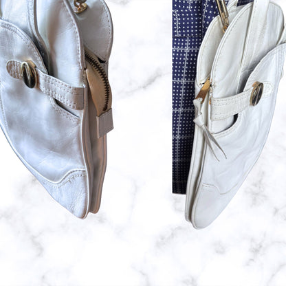 White Leather 70s Vintage Shoulder and top handle Bag by Sandix. Stylish and Secure