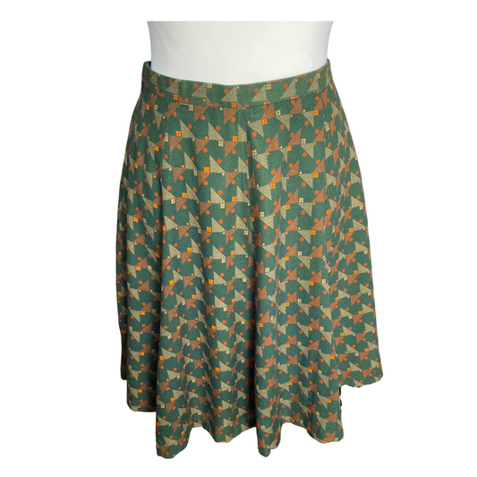 Green and orange geometric print 70s skirt - Skater style with a vibrant pattern