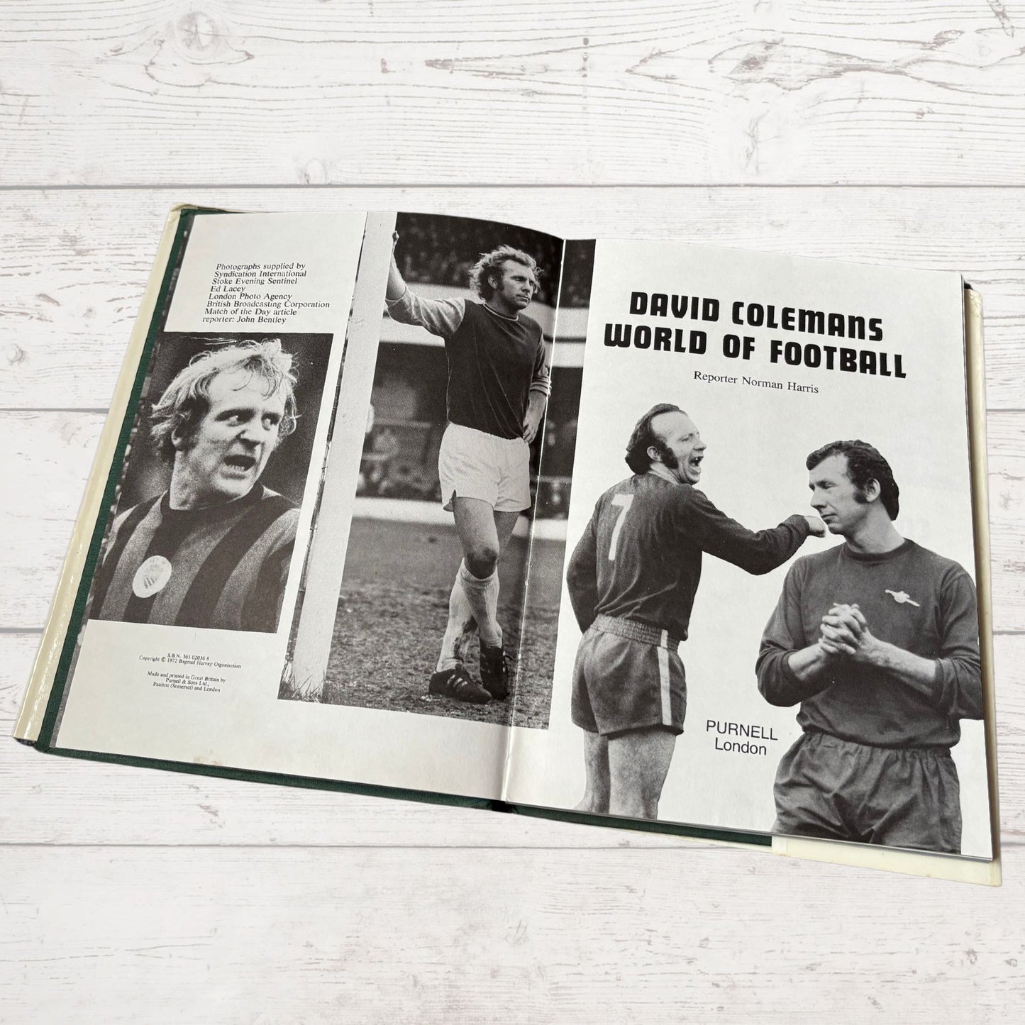 Vintage 1970s Hardback Football Book: David Coleman’s World of Football. 1972. Great nostalgic Gift Idea