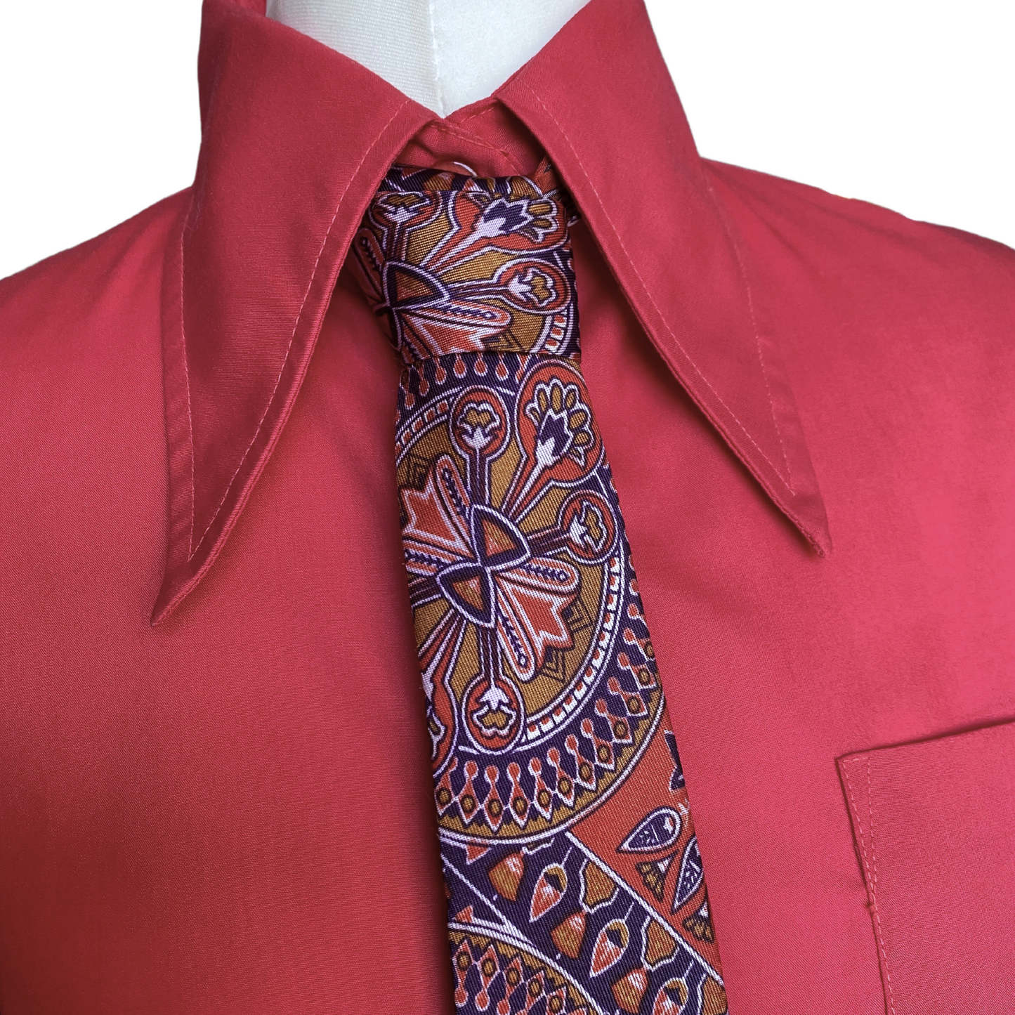 Vintage 60s Mod Style Abstract Paisley Neck Tie. Great with 60s or 70s Shirts