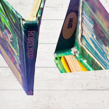 Robin Hood. Award Adventure Classic. 1980s Illustrated Hardback Vintage Book. Great gift idea