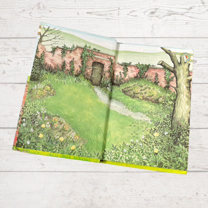 The Secret Garden  : 80s Vintage Ladybird Book. Children’s Classics - Nostalgic gift idea