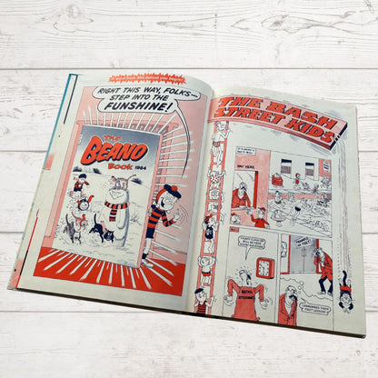 Vintage Beano Book 1984. Comic Strip Annual for Nostalgic Reading & Collecting. Great Gift Idea