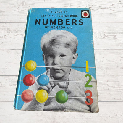 Numbers. Vintage Ladybird Learning to Read Book. 1960s. Series 563