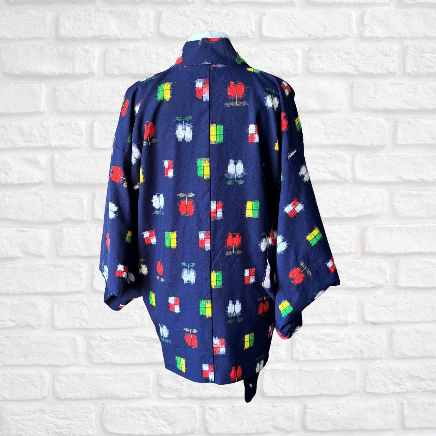 Vintage Geometric Floral Kimono Jacket in Bold Colours. Approx UK size 16-22