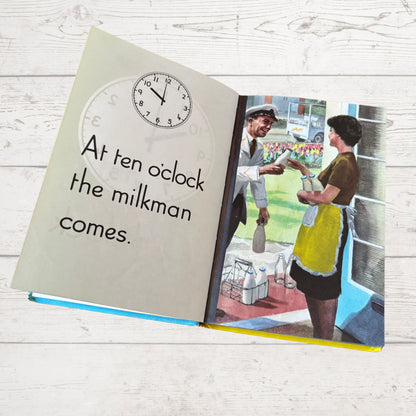 Telling the Time. Vintage Ladybird Learning to Read Book. 1971. Series 563