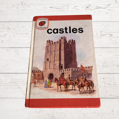 Vintage 1980s children’s book, Castles. A Ladybird Leader reading book. Series 737