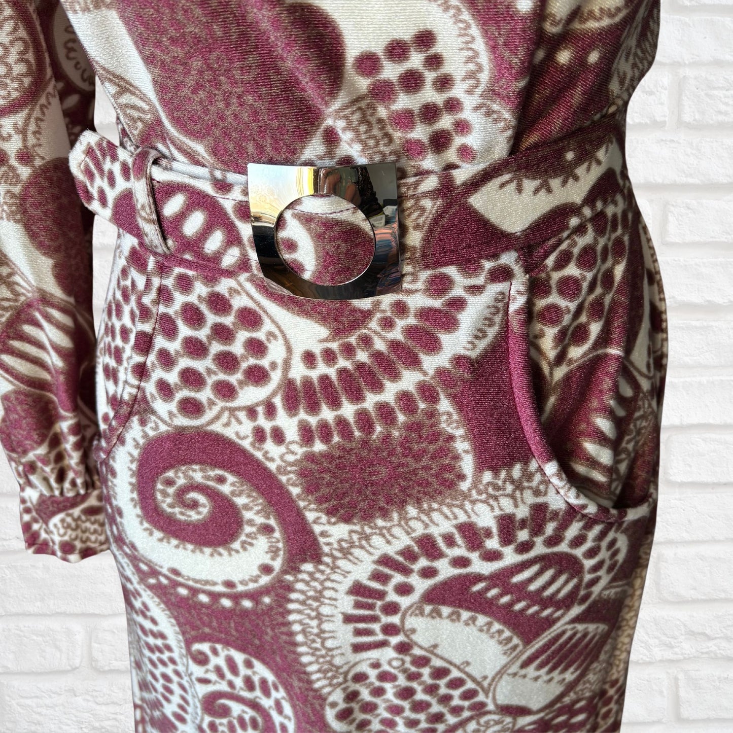 Vintage 70s Long-Sleeved Maxi Dress in Cream, Burgundy & Brown Abstract Print with Matching Belt . Approx UK size 8-10