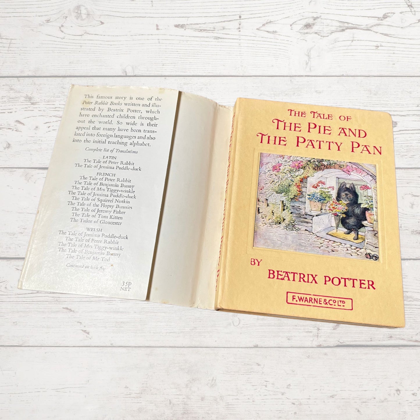 The Tale of The Pie and The Patty Pan. Vintage Beatrix Potter book. 1971 edition