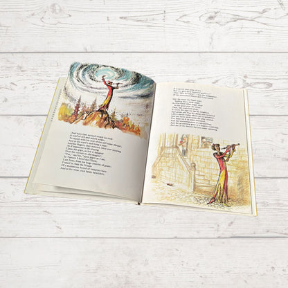 The Pied Piper of Hamelin by Robert Browning. Illustrated Hardback Vintage Book. Great Gift Idea