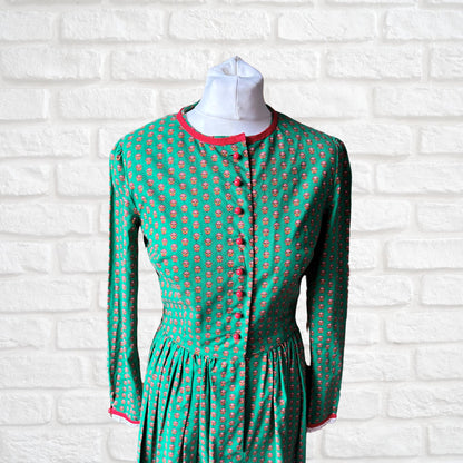 Vintage Green and Red Cotton Dirndl Dress with long lace trimmed sleeves. Approx UK size 8-10