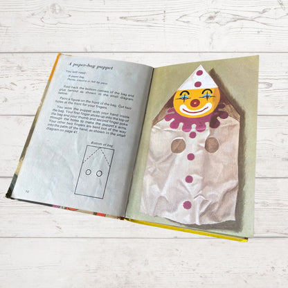 Easy to Make Puppets.Vintage 1970s Ladybird Book. Series 633. Great Gift Idea
