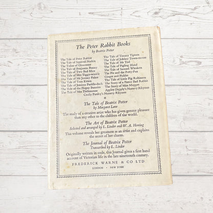 The Tale of Mrs. Tiggy-Winkle. Vintage Beatrix Potter book. 1971 edition