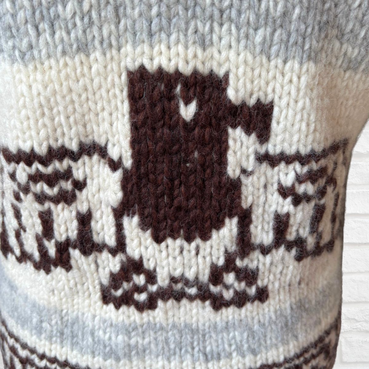 Vintage Canadian Sweater Company Zip Up Unisex Wool Cardigan. Approx UK size S - M ( men)/ 12-16 ( women)