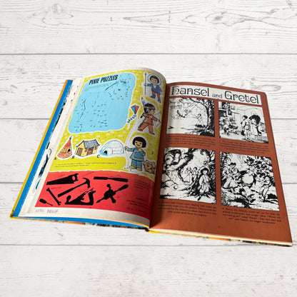 Vintage Pixie Annual 1975, full of fiction, fun, pets and puzzles. . Great gift idea