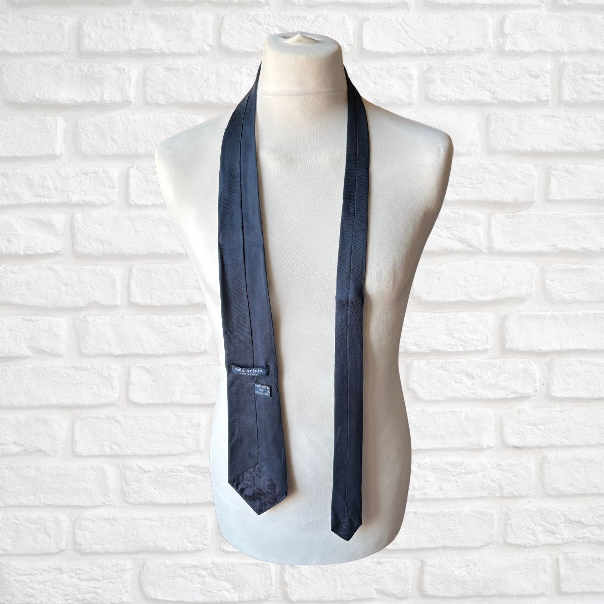 Mila schon vintage silk neck tie 