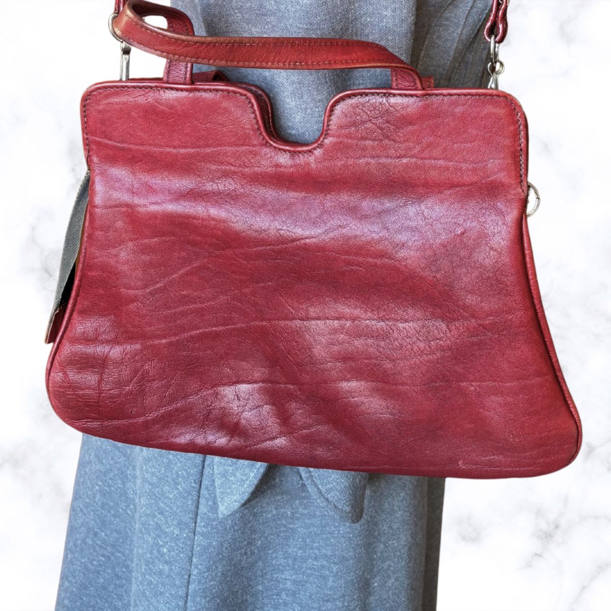 70s Dark Red Leather Vintage Shoulder / Top Handle Bag with Detachable Strap